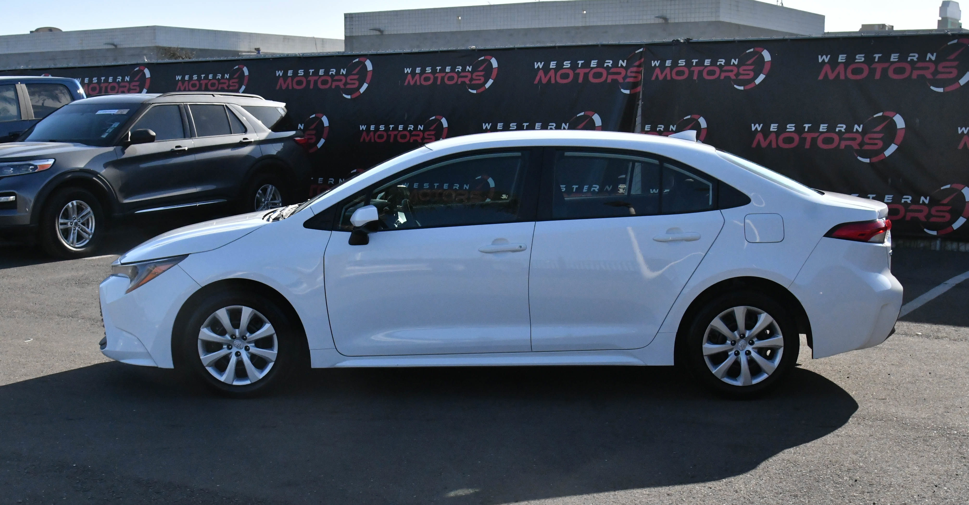 Used 2024 Toyota Corolla LE image 4