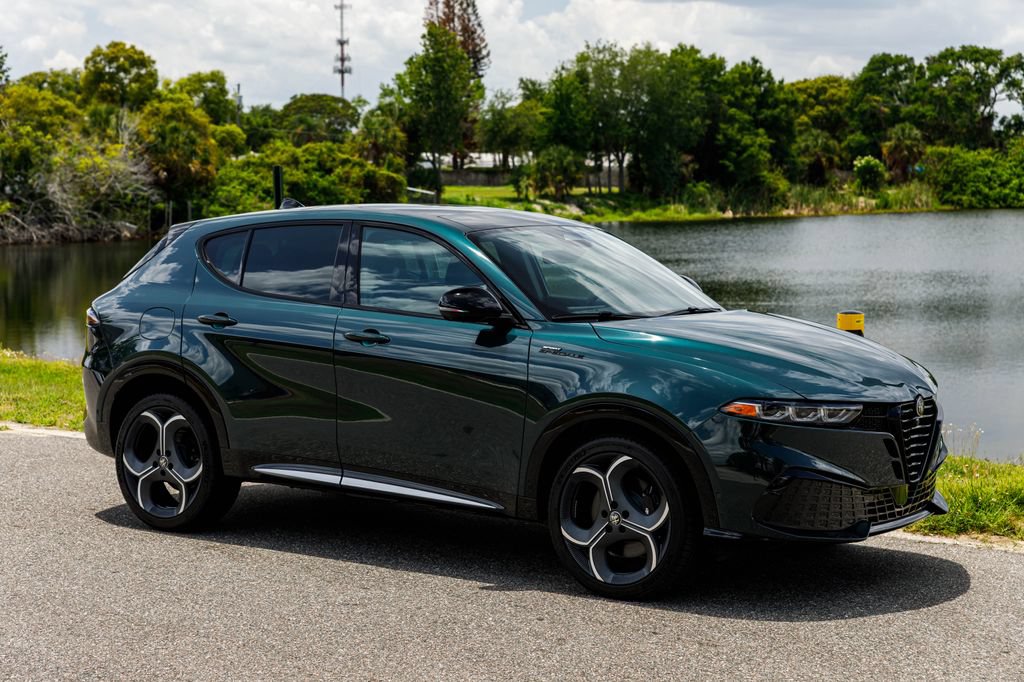 New 2026 Alfa Romeo Tonale w/ Active Assist Package AWD/4WD image 40