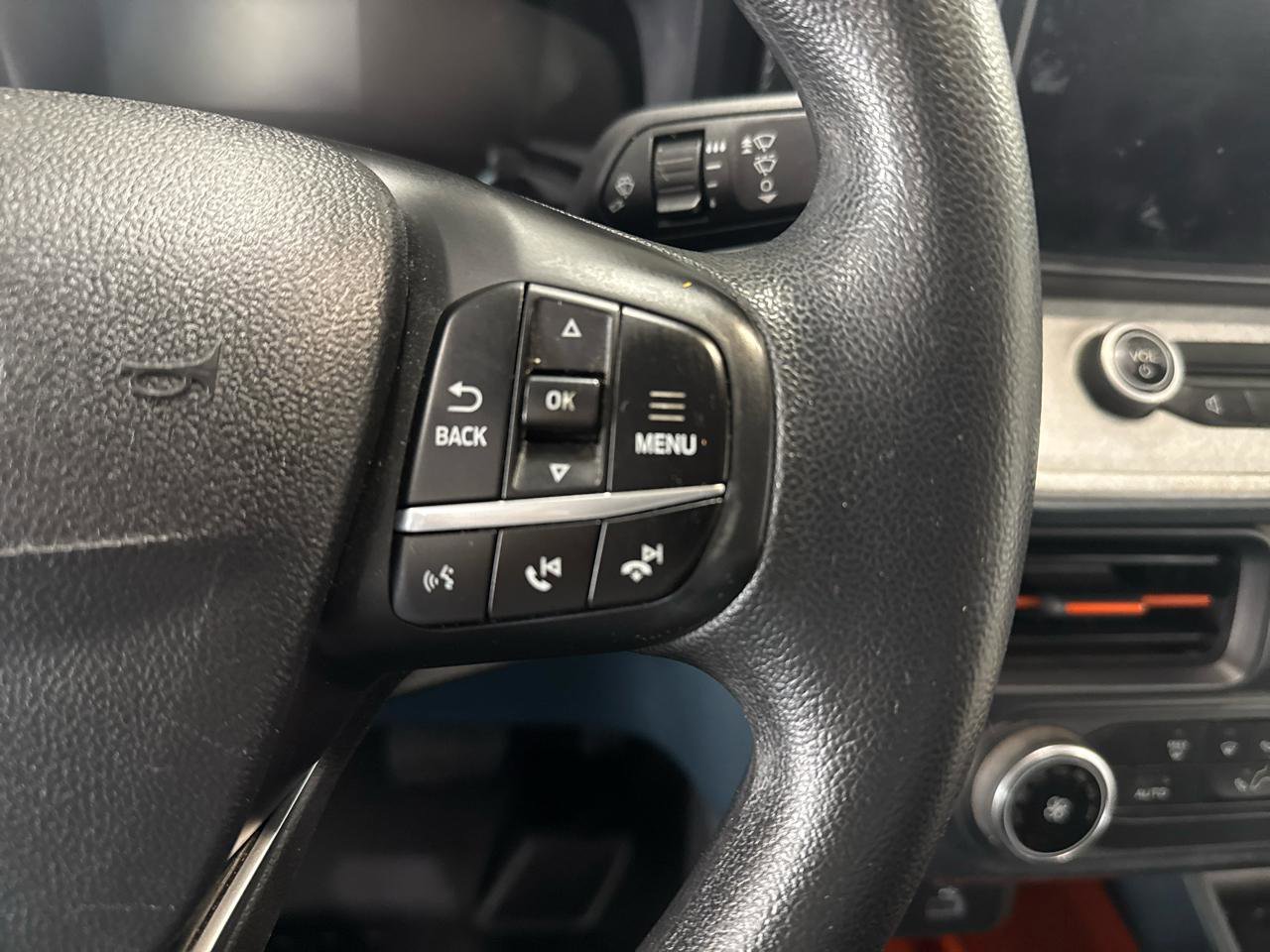 Used 2022 Ford Maverick XLT FWD image 13