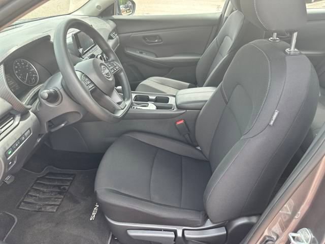 Used 2025 Nissan Sentra S image 9