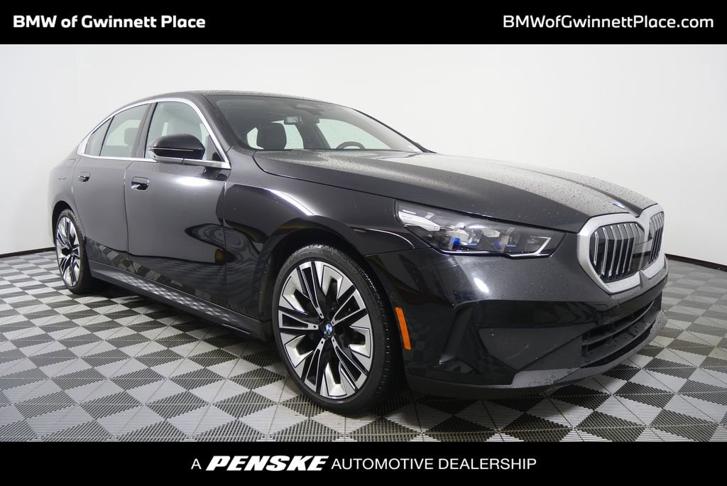 Certified 2024 BMW 530i image 1