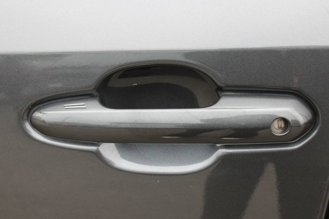 Used 2023 Toyota RAV4 XLE Premium image 9