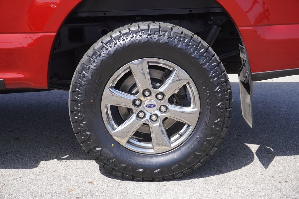 Used 2016 Ford F150 XLT w/ Equipment Group 302A Luxury AWD/4WD image 11