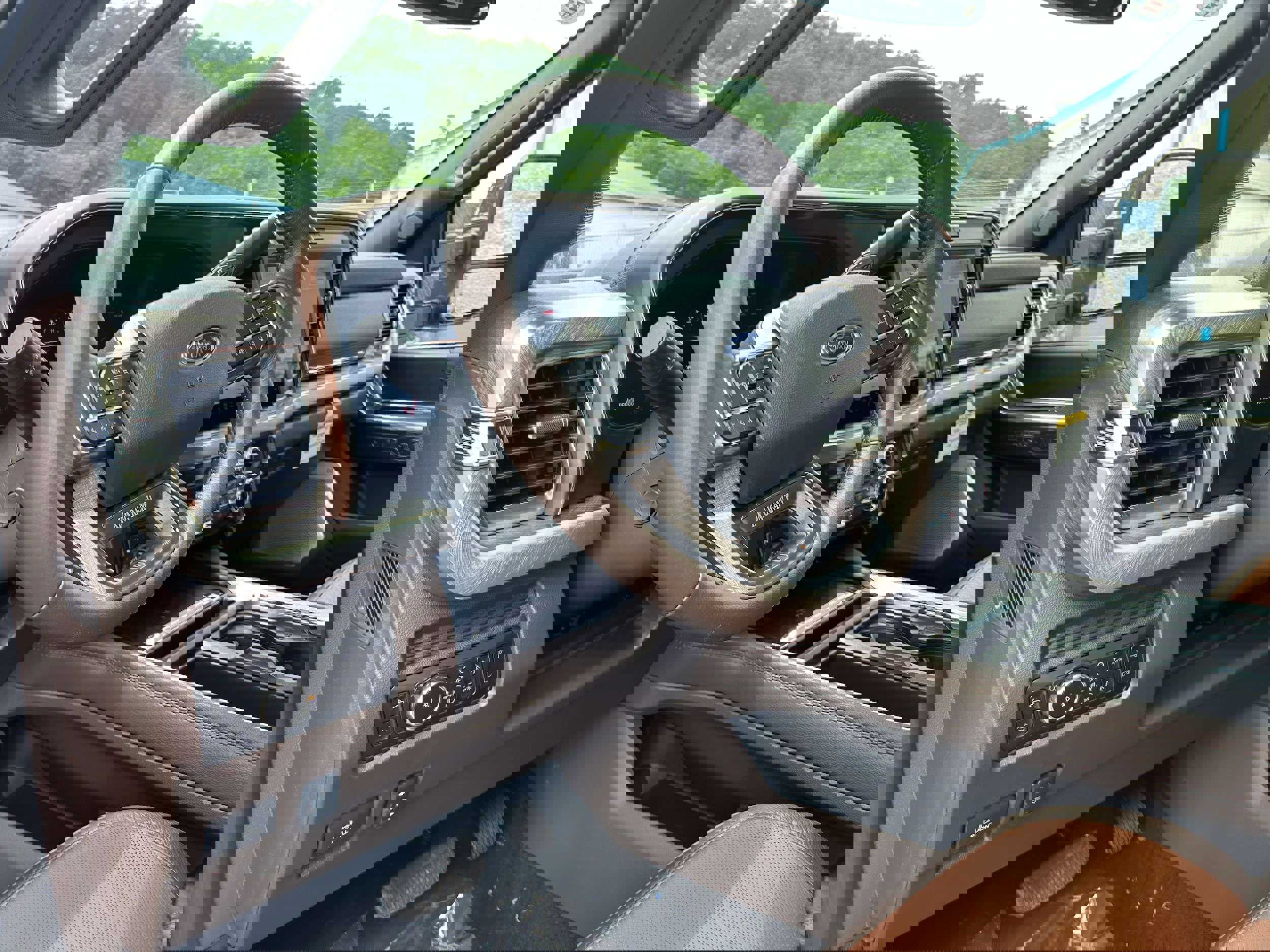 New 2025 Ford F250 King Ranch w/ Tremor Off-Road Package image 58