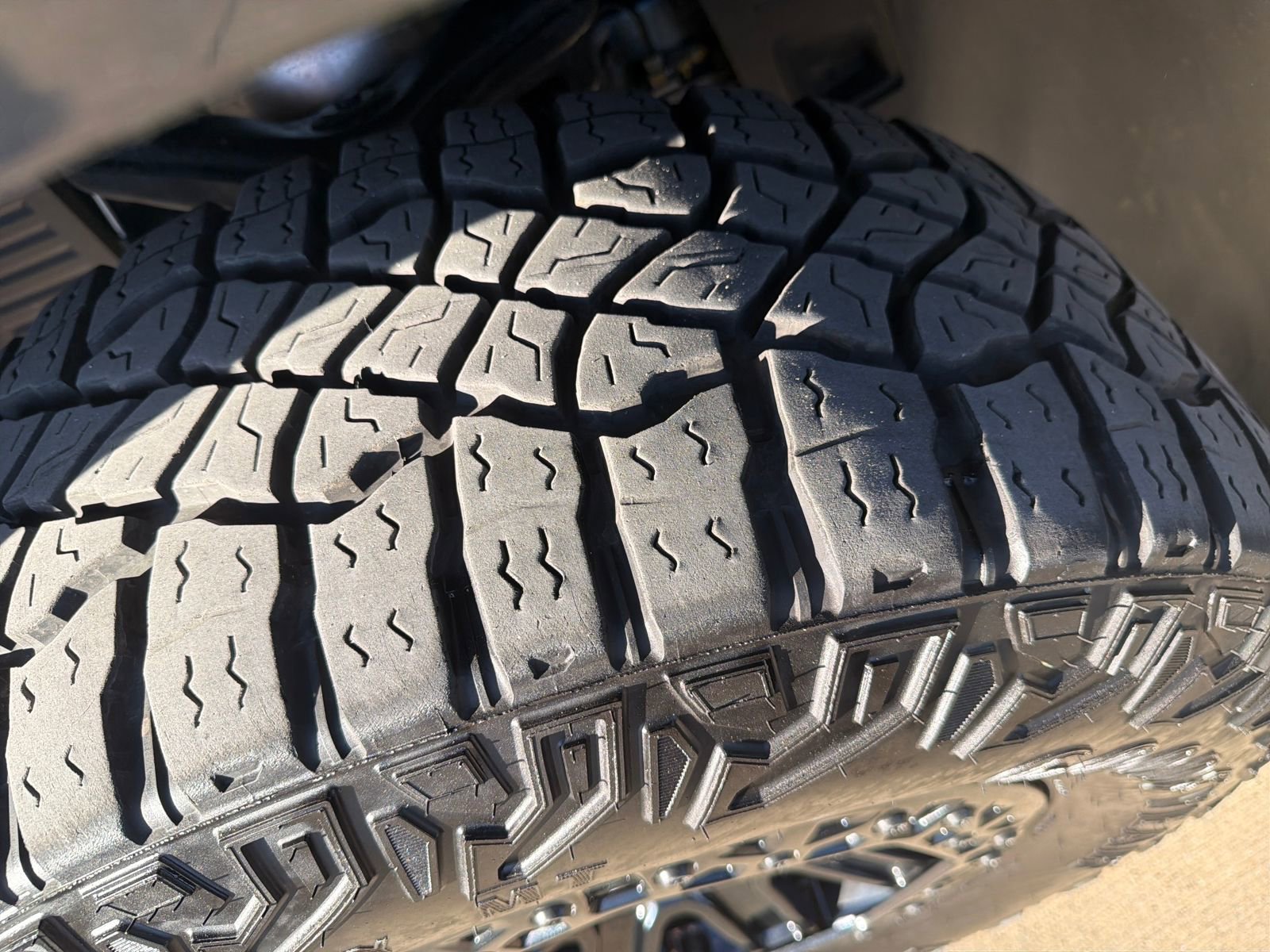 Used 2024 GMC Hummer EV 3X w/ Omega Edition image 29