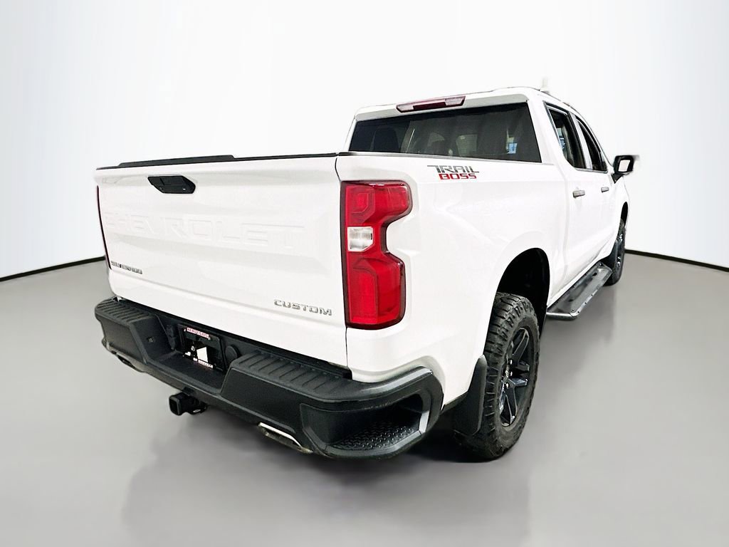 Used 2019 Chevrolet Silverado 1500 Custom Trail Boss w/ Custom Convenience Package image 8