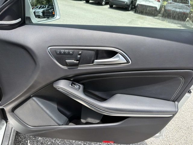 Used 2017 Mercedes-Benz GLA 250 4MATIC image 14
