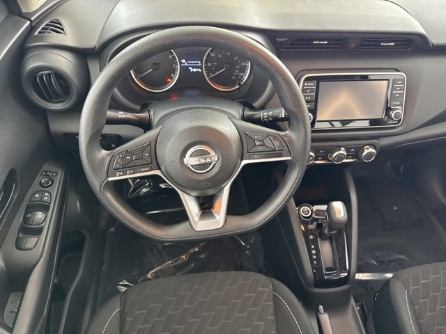 Used 2022 Nissan Kicks S image 23