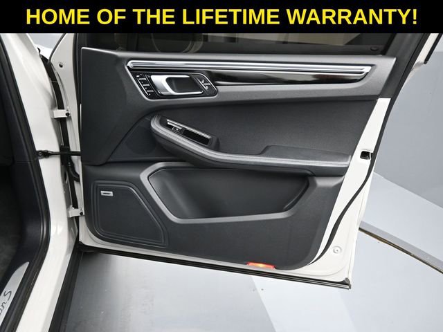 Used 2023 Porsche Macan S image 46