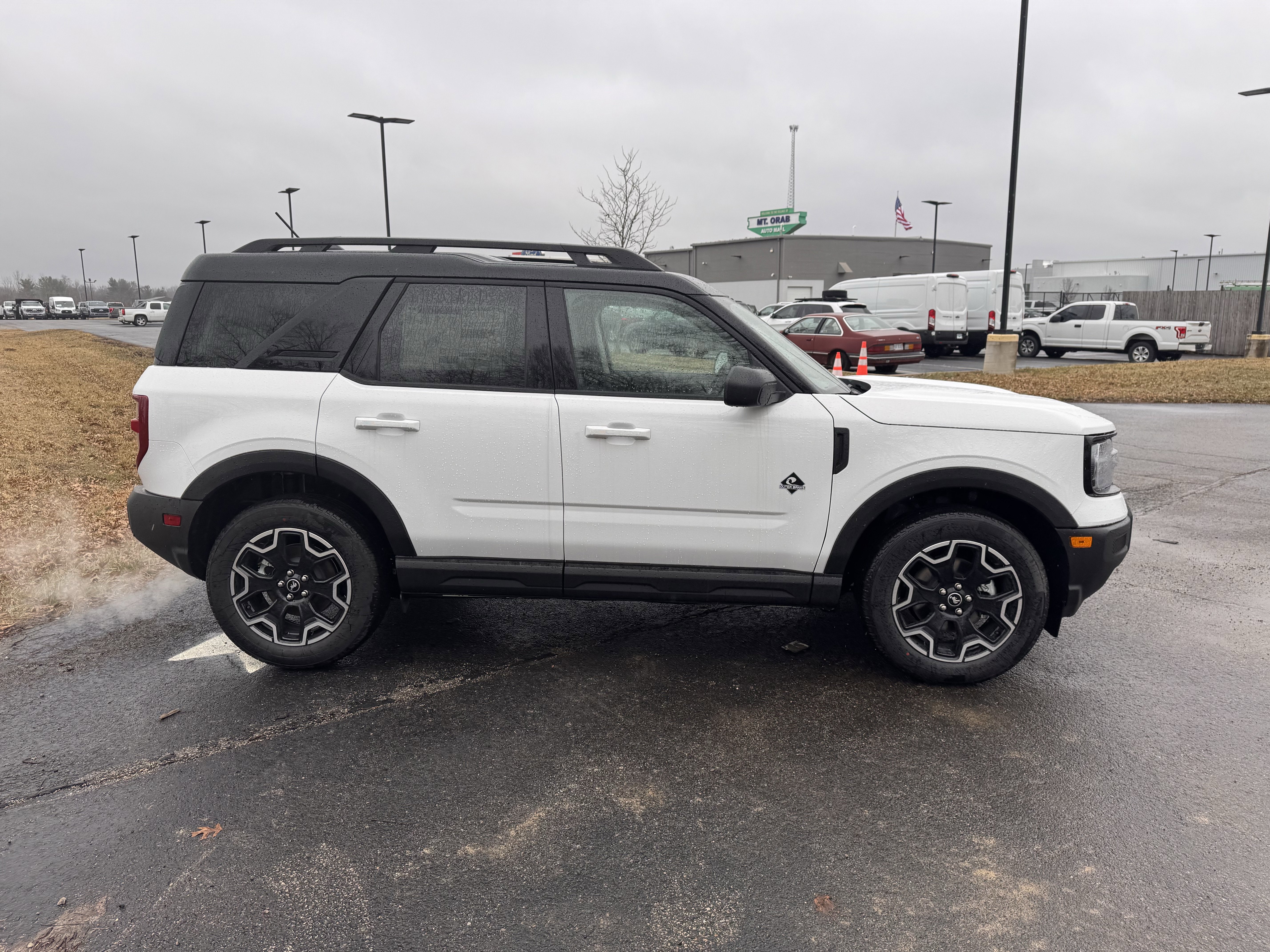 New 2025 Ford Bronco Sport Outer Banks image 5