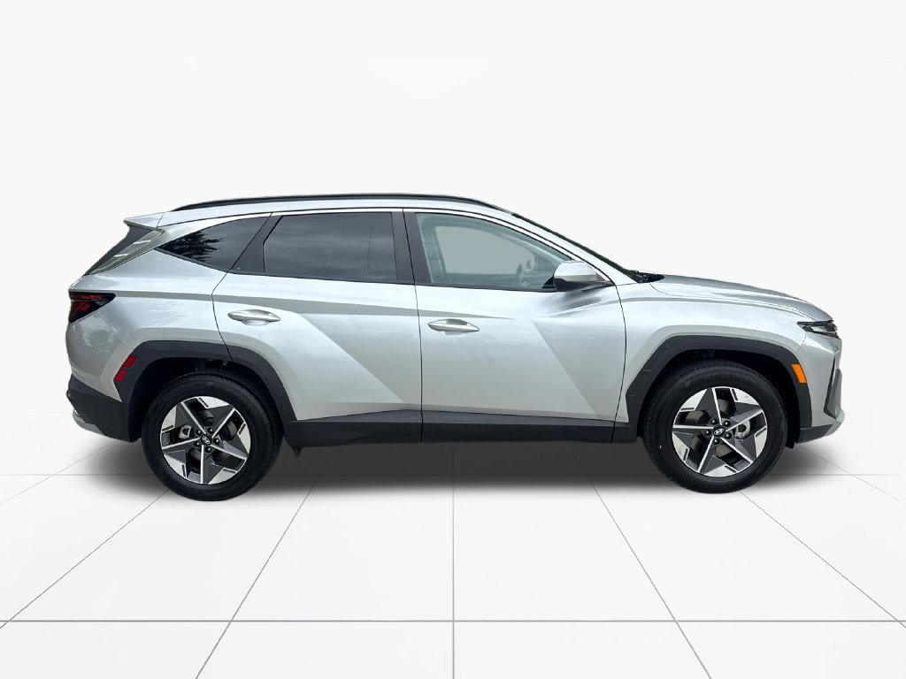 Used 2025 Hyundai Tucson SEL AWD/4WD image 9