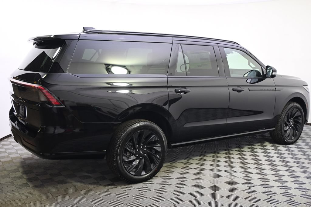 New 2027 Lincoln Navigator L Reserve w/ Jet Appearance Package AWD/4WD image 7