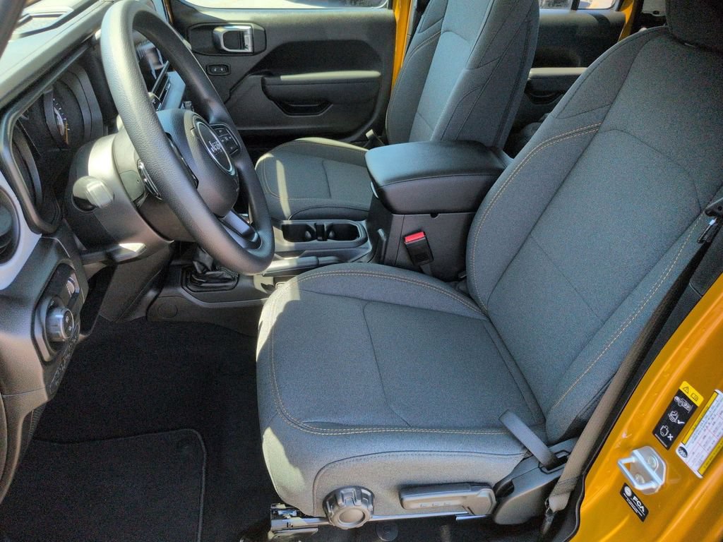 New 2026 Jeep Gladiator Sport AWD/4WD image 14