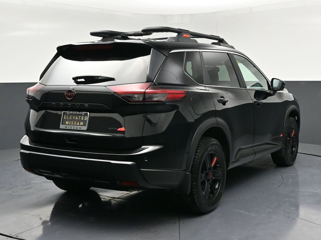 Used 2025 Nissan Rogue SV w/ Rock Creek Premium Package image 4