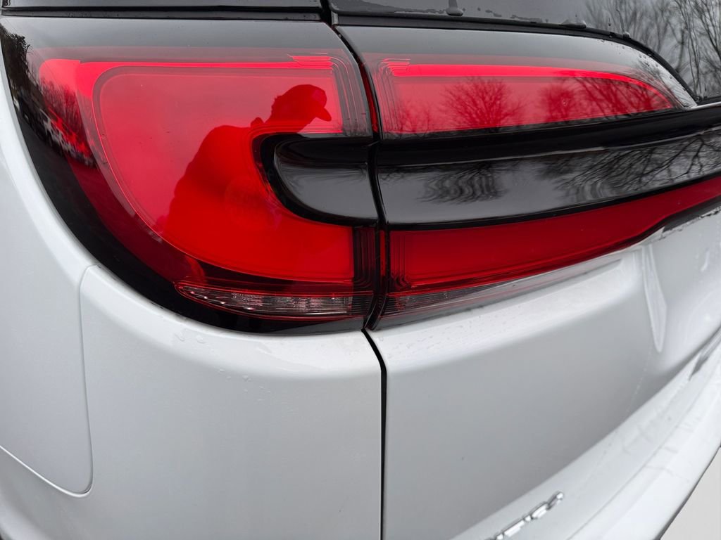 New 2026 Chrysler Pacifica Select FWD image 21