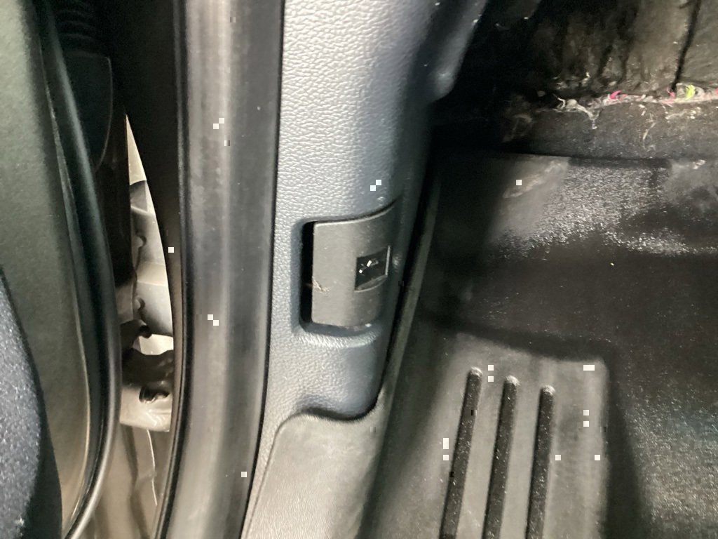 Used 2023 Ford F250 Lariat w/ Chrome Package image 62