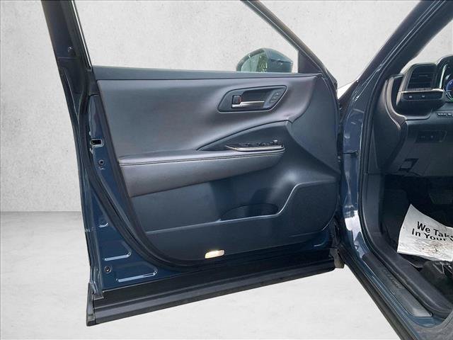 Used 2025 Toyota Crown AWD/4WD image 17