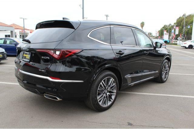 Used 2025 Acura MDX w/ Advance Package AWD/4WD image 17