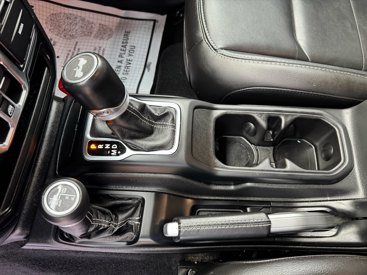 Used 2022 Jeep Wrangler Unlimited Sahara w/ Cold Weather Group image 24