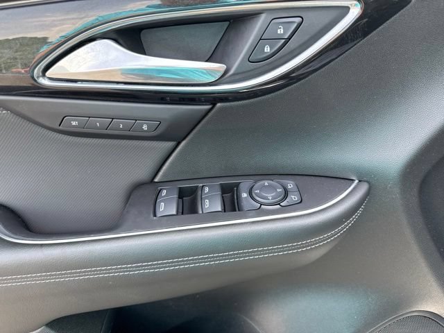 Used 2023 Buick Envision Preferred FWD image 9