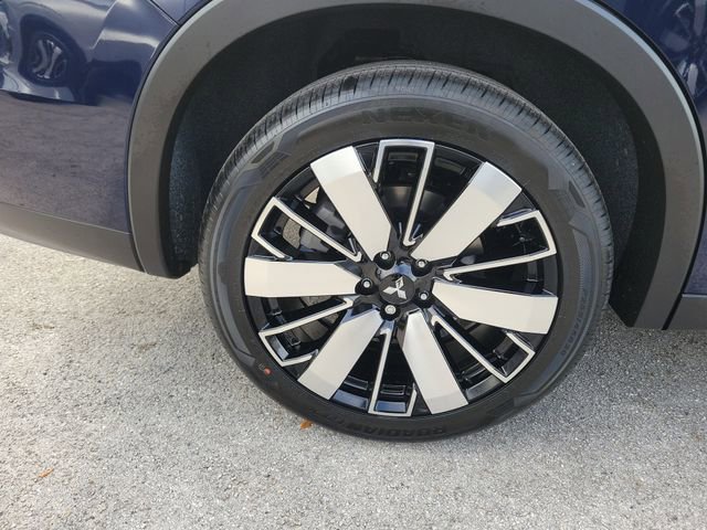 New 2026 Mitsubishi Outlander SE image 7