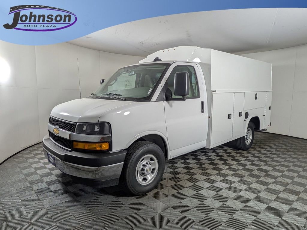 New 2025 Chevrolet Express 3500 w/ Power Convenience Package