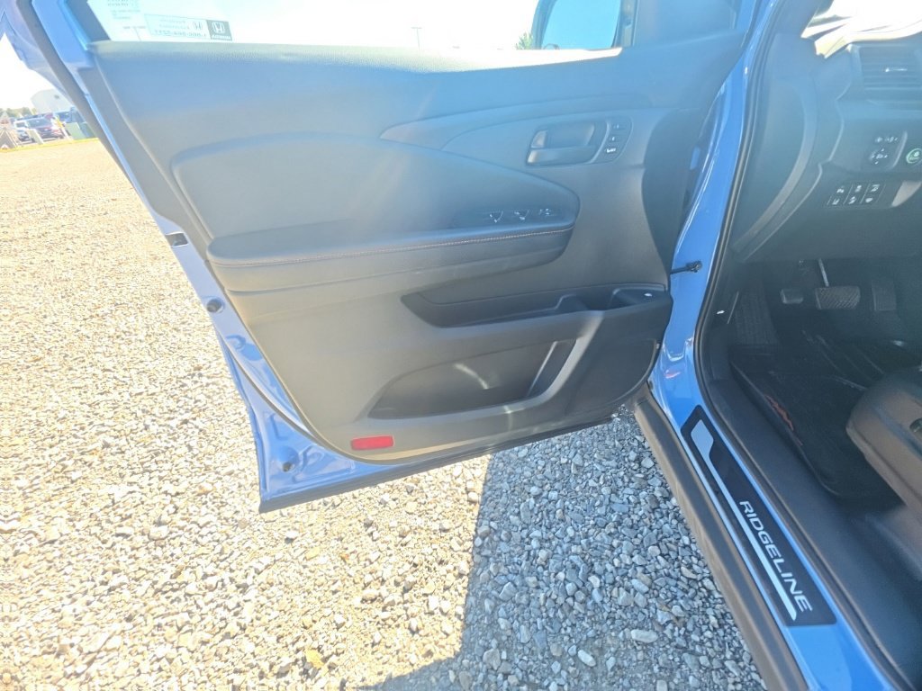 Certified 2024 Honda Ridgeline TrailSport image 14