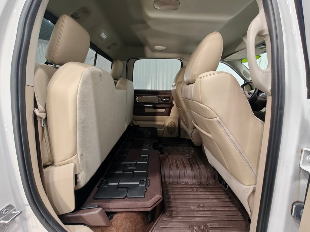 Used 2017 RAM 1500 Laramie w/ Convenience Group AWD/4WD image 30