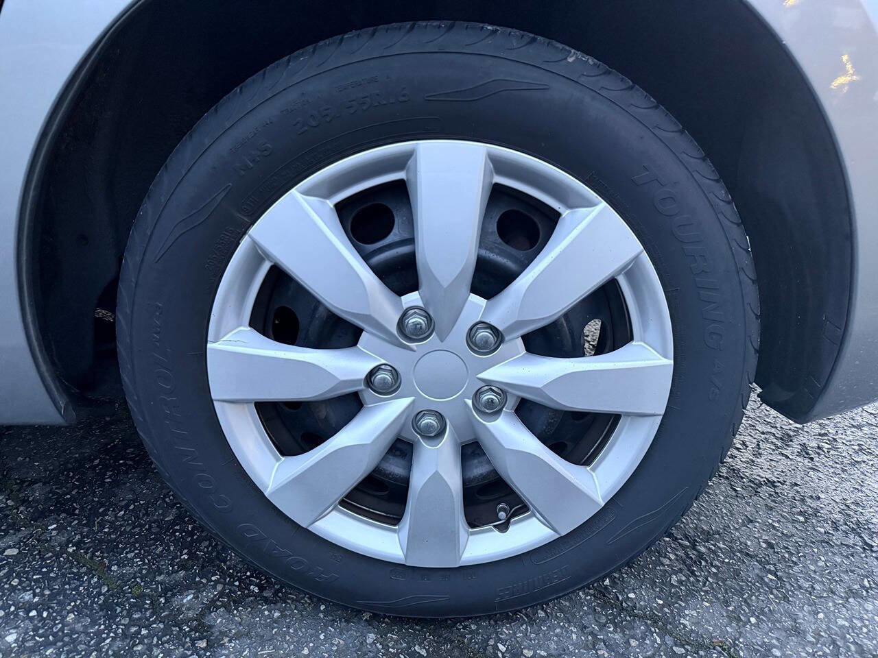 Used 2013 MAZDA MAZDA3 i SV w/ Convenience Pkg image 26