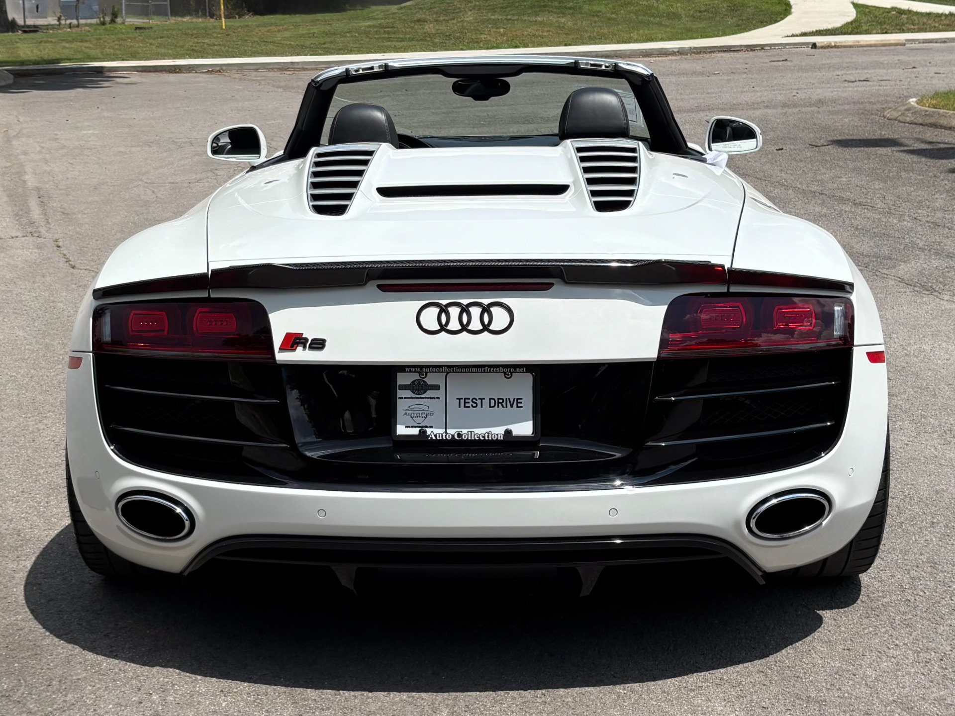 Used 2011 Audi R8 V10 AWD/4WD image 5
