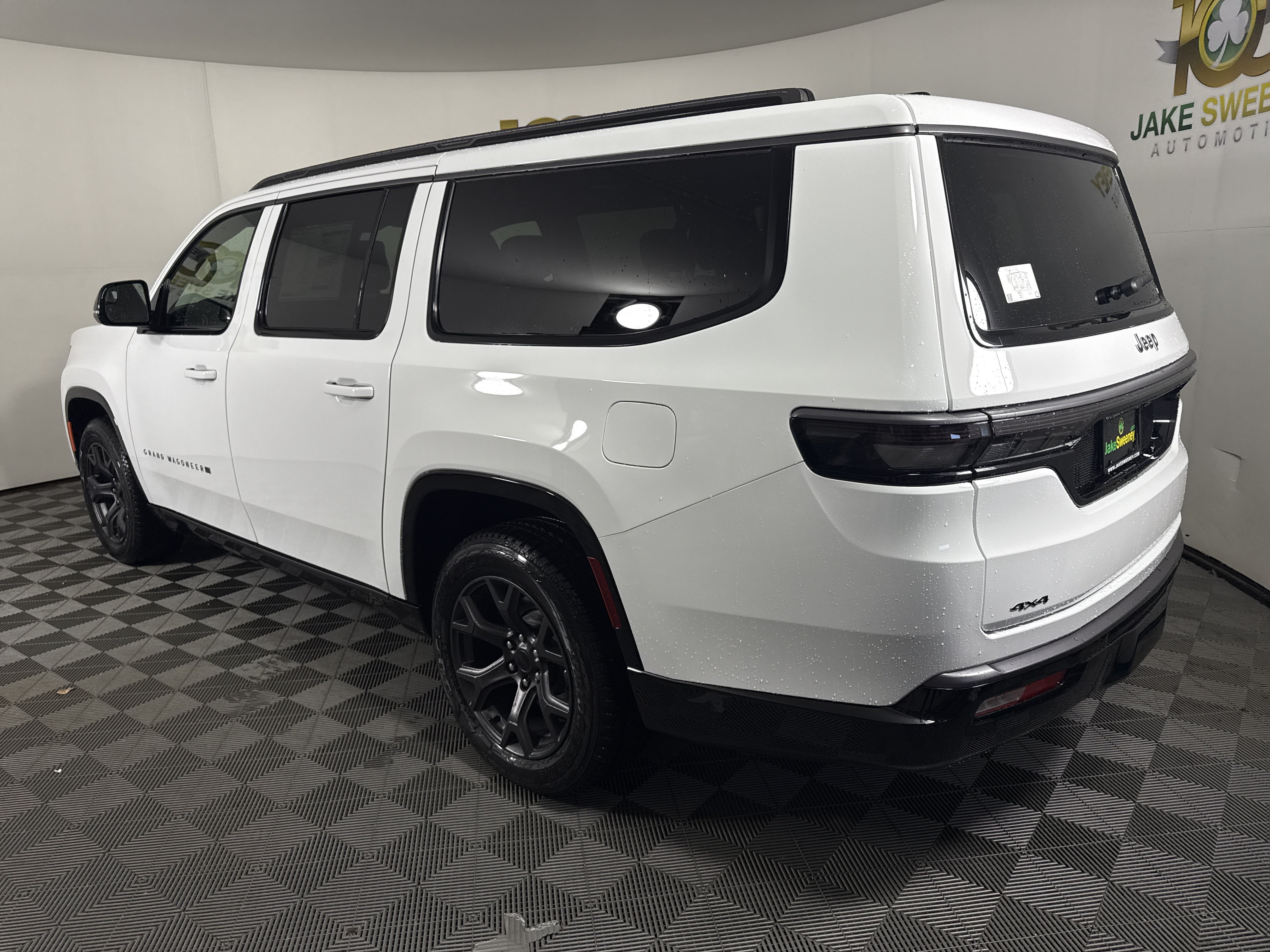 New 2026 Jeep Grand Wagoneer L Limited w/ Premium Group II AWD/4WD image 6