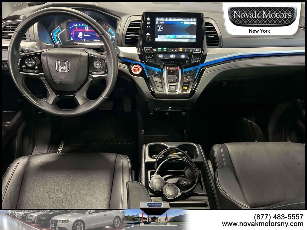 Used 2023 Honda Odyssey Touring image 15