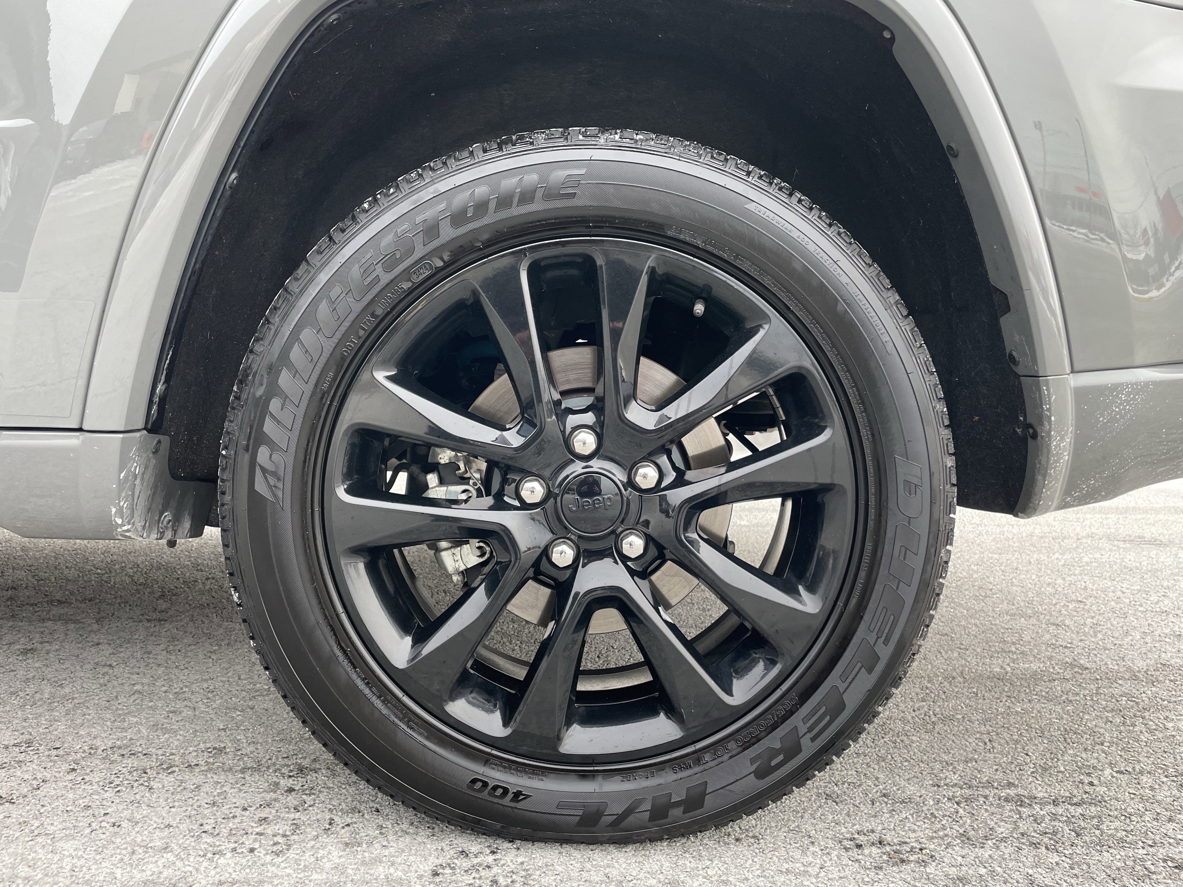 Used 2021 Jeep Grand Cherokee Laredo X image 10