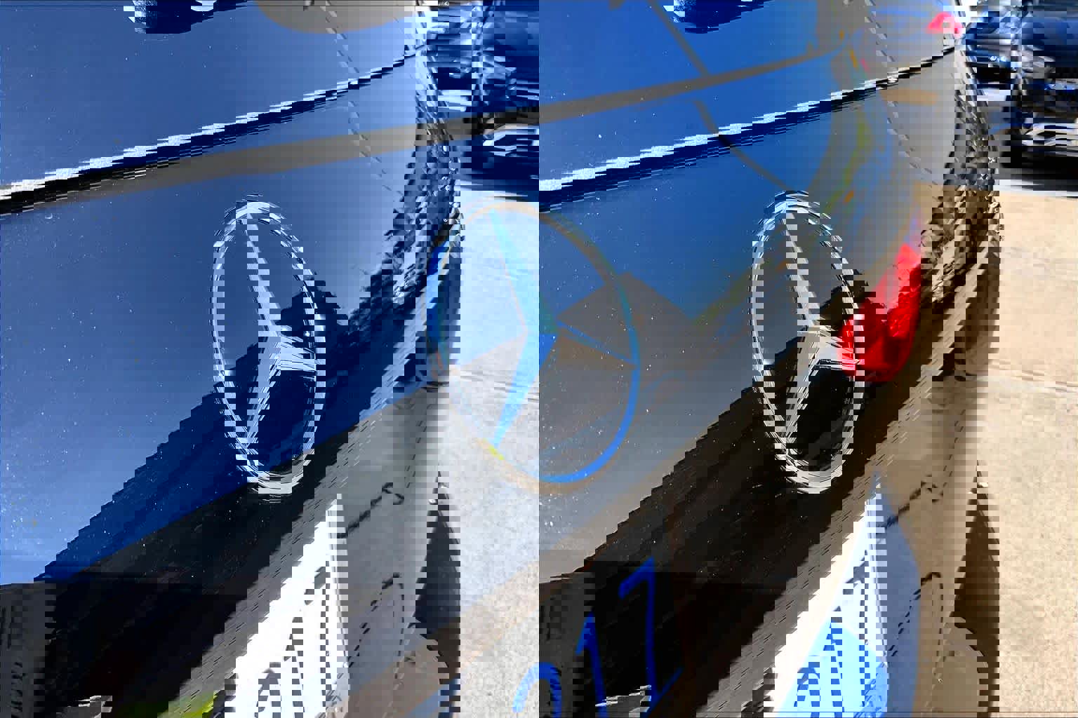 Used 2025 Mercedes-Benz GLB 250 GLB 250 image 31