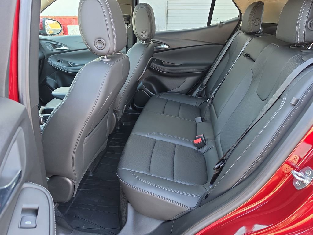 Certified 2023 Buick Encore GX Essence w/ Experience Buick Package image 28