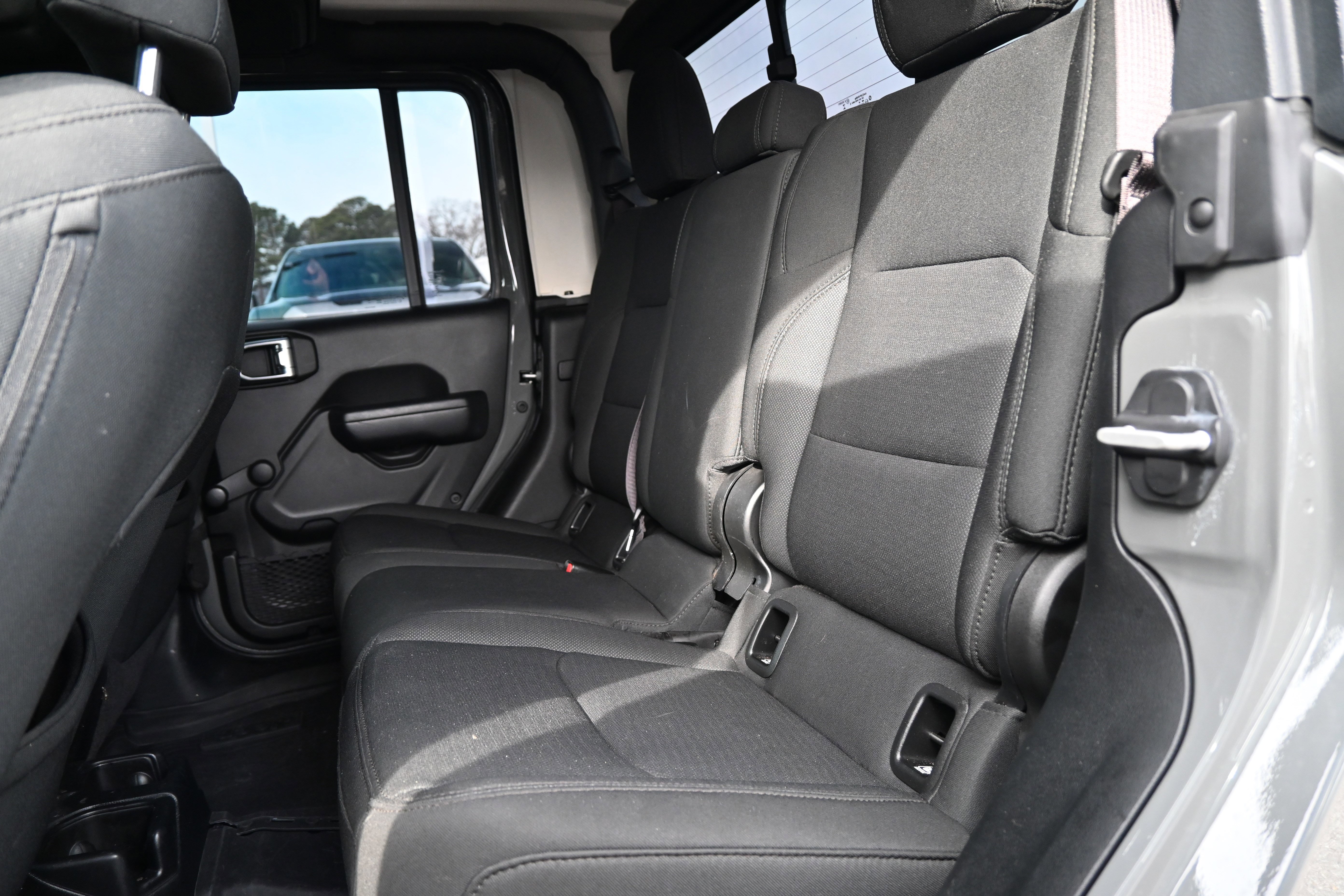 Used 2023 Jeep Gladiator Sport w/ Trailer Tow Package image 10