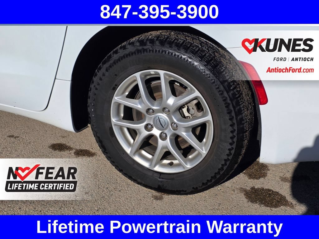 Used 2023 Chrysler Voyager LX FWD image 15