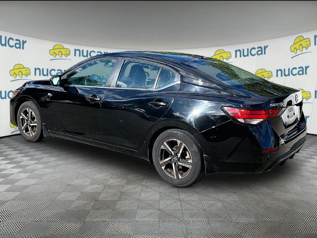 Used 2024 Nissan Sentra SV FWD image 5