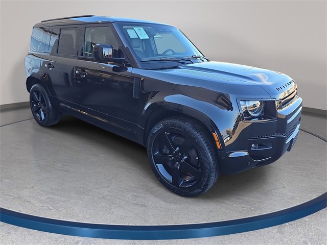 New 2026 Land Rover Defender 110 X-Dynamic SE image 3