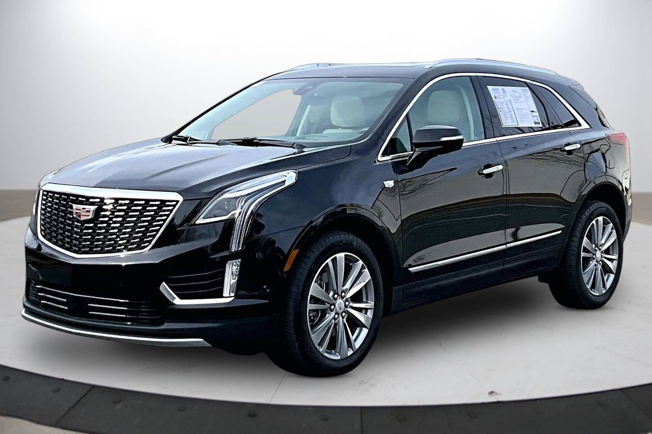 Used 2024 Cadillac XT5 Premium Luxury w/ Technology Package image 4