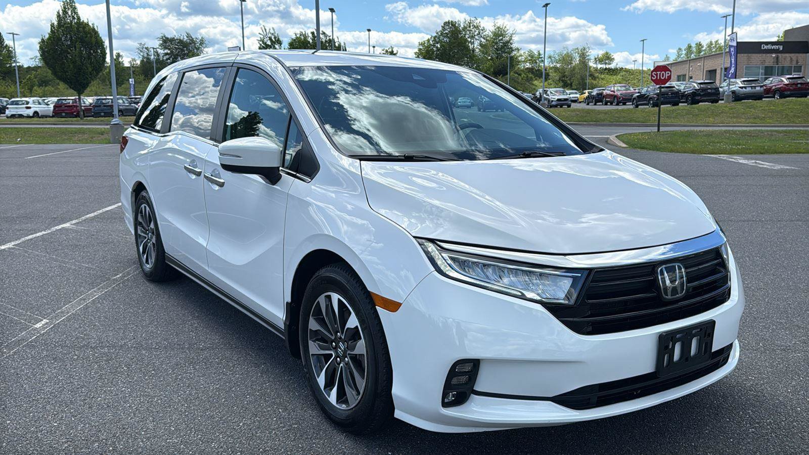Used 2024 Honda Odyssey EX-L image 1