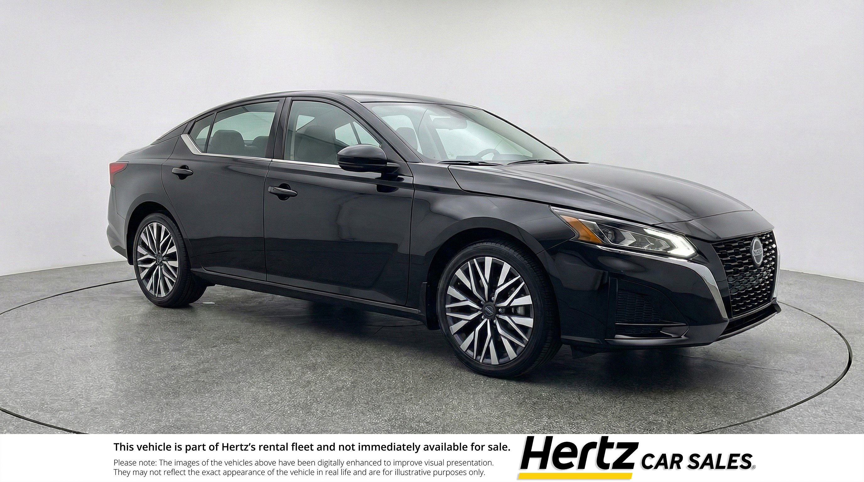 Used 2025 Nissan Altima 2.5 SV image 1