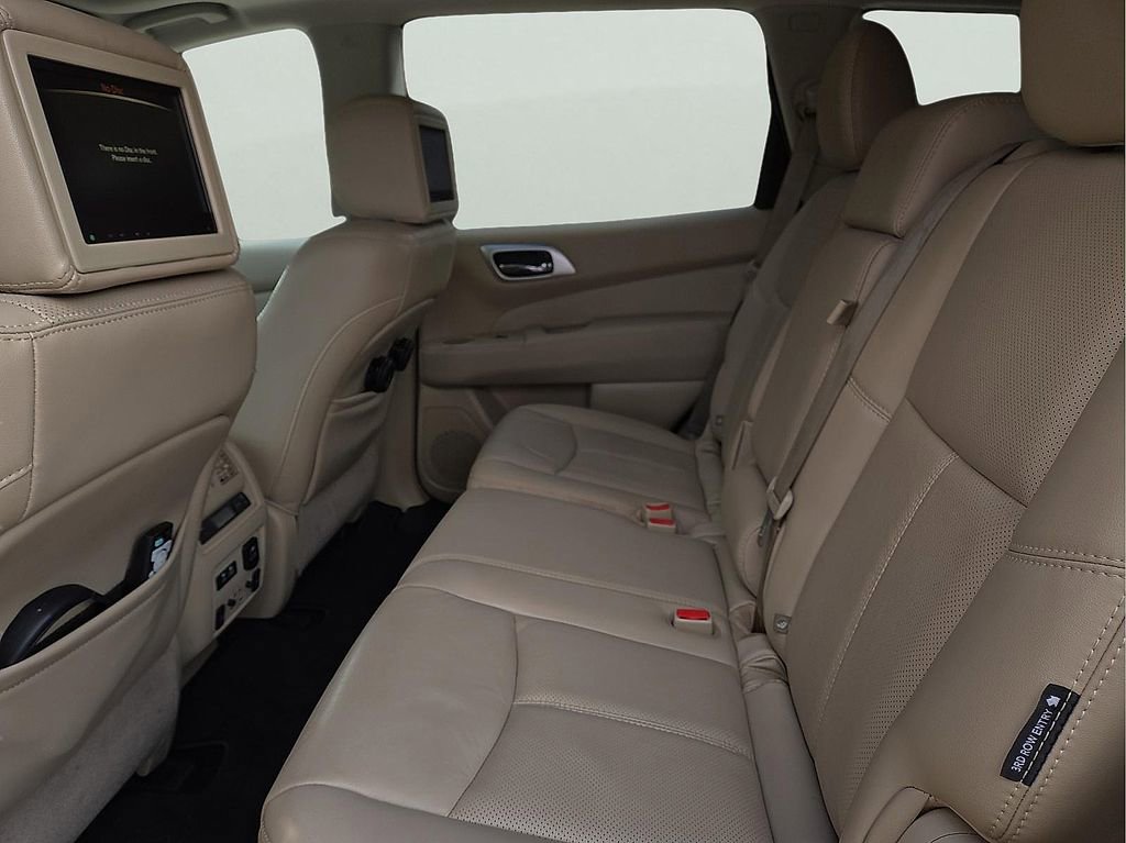 Used 2019 Nissan Pathfinder Platinum image 11