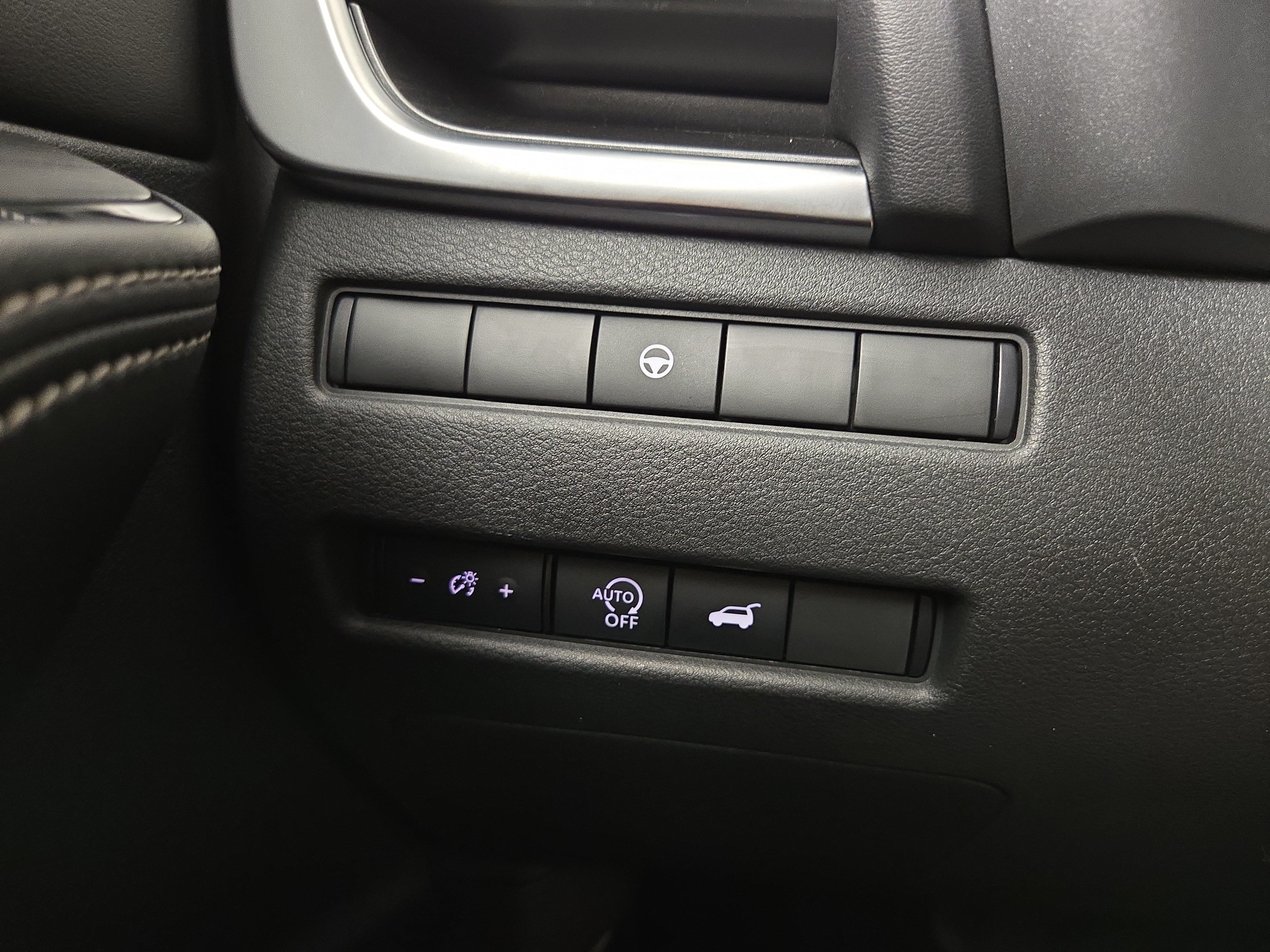 Used 2023 Nissan Rogue SV w/ SV Premium B Package AWD/4WD image 29