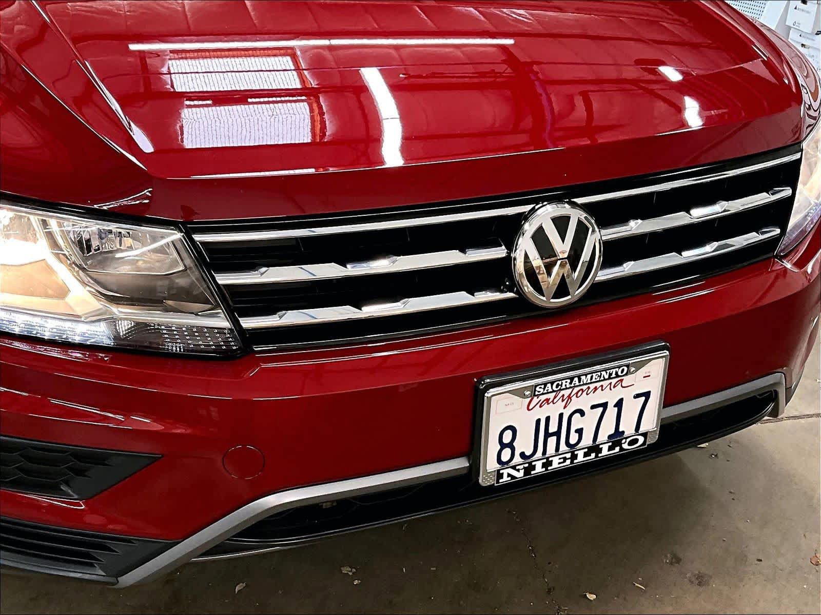 Used 2019 Volkswagen Tiguan SE w/ Panoramic Sunroof Package AWD/4WD image 33