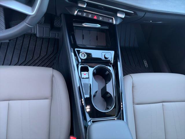 New 2026 Audi Q3 quattro 2.0T AWD/4WD image 14