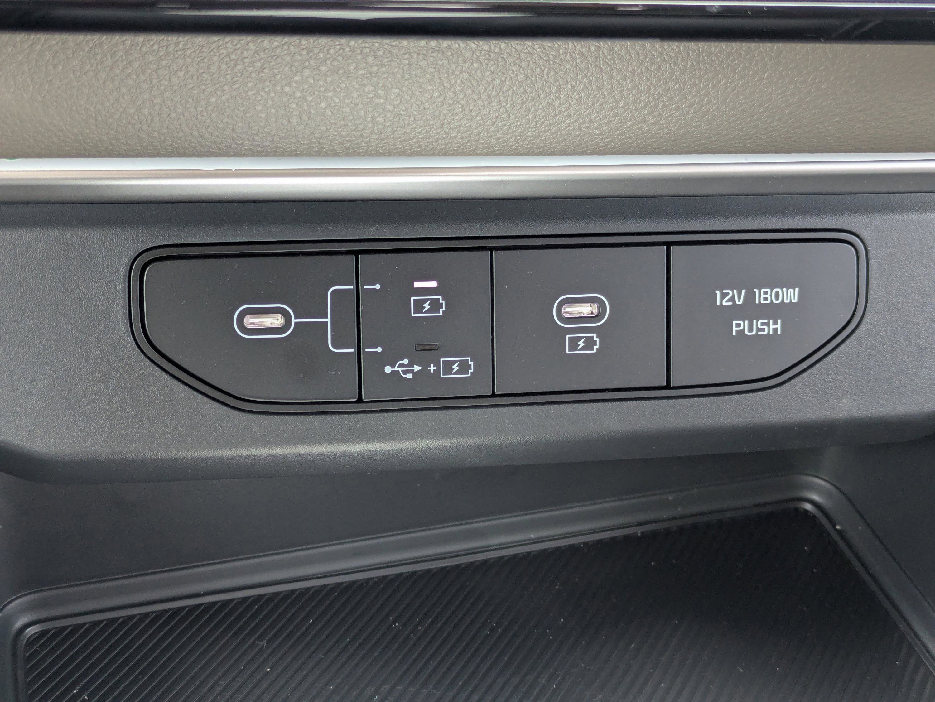 New 2026 Kia Carnival LX image 21