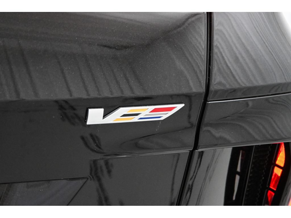 New 2026 Cadillac Lyriq V w/ Exterior Carbon Fiber Package AWD/4WD image 38