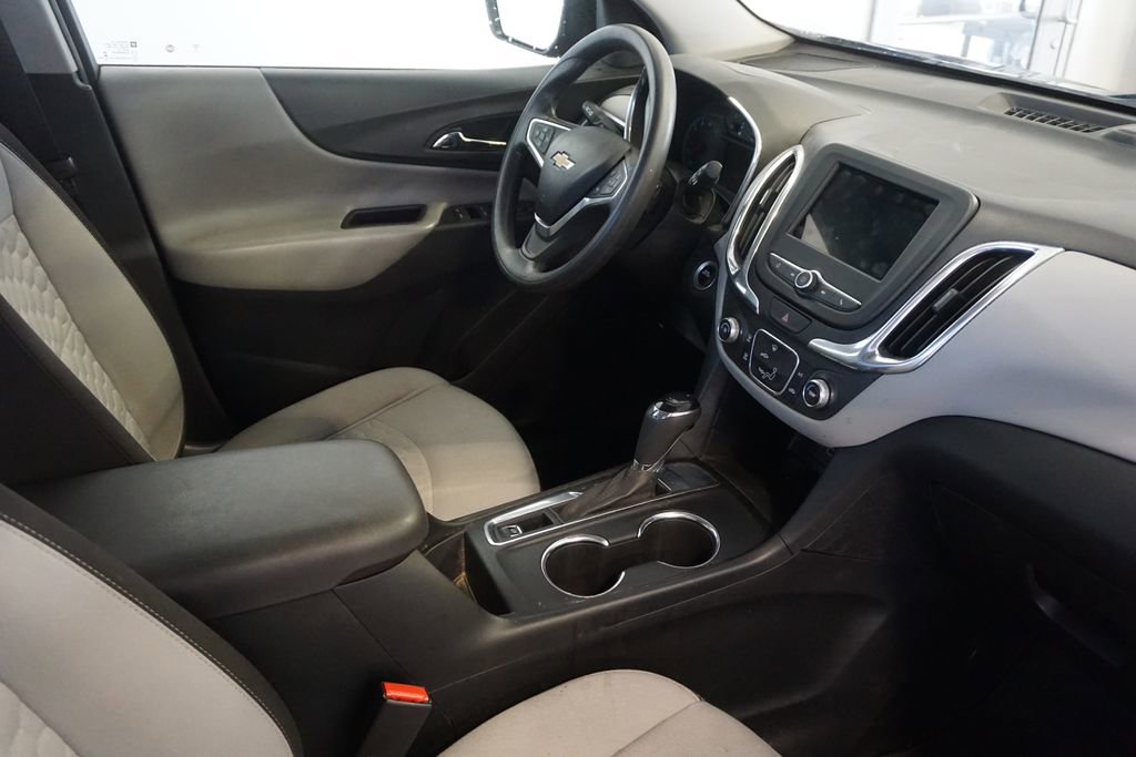 Used 2019 Chevrolet Equinox LS FWD image 21