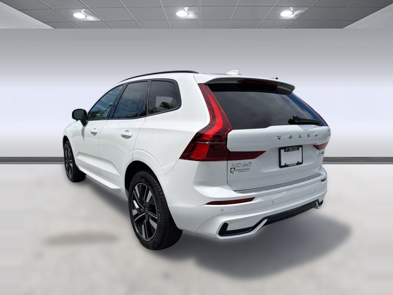 New 2026 Volvo XC60 T8 Core w/ Climate Package AWD/4WD image 3